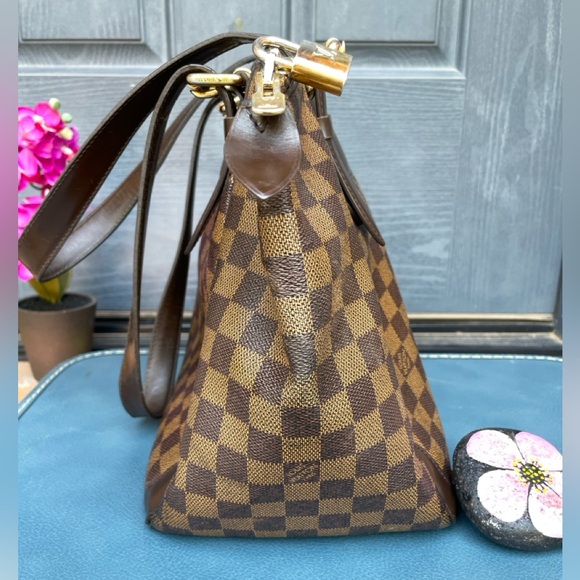 Authentic Louis Vuitton Damier Ebene Verona Handbag - Picture 4 of 17